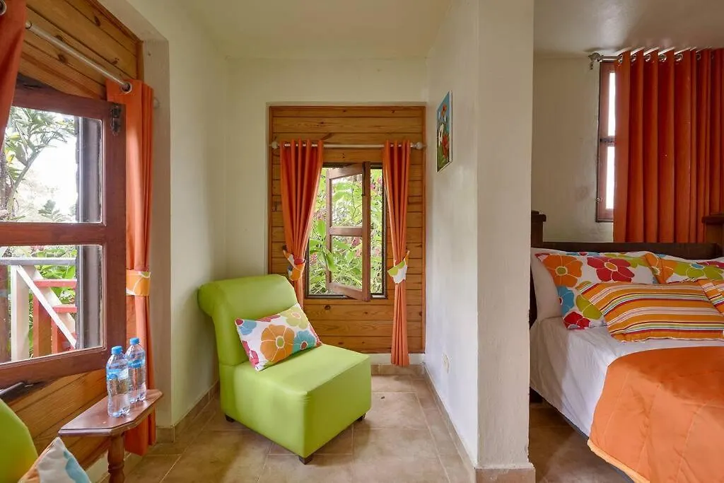 Villa Ines-4X4Only-Jarabacoa-View-Jacuzzi-5Br