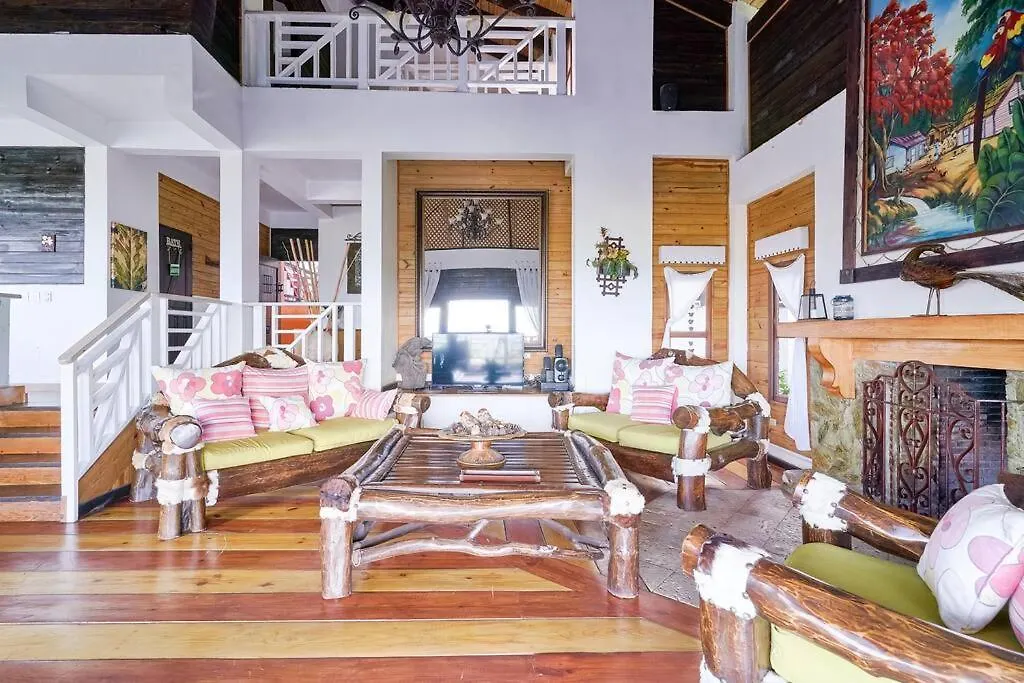 Villa Ines-4X4Only-Jarabacoa-View-Jacuzzi-5Br République dominicaine