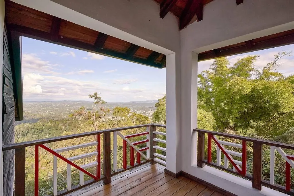 Villa Ines-4X4Only-Jarabacoa-View-Jacuzzi-5Br Dominican Republic